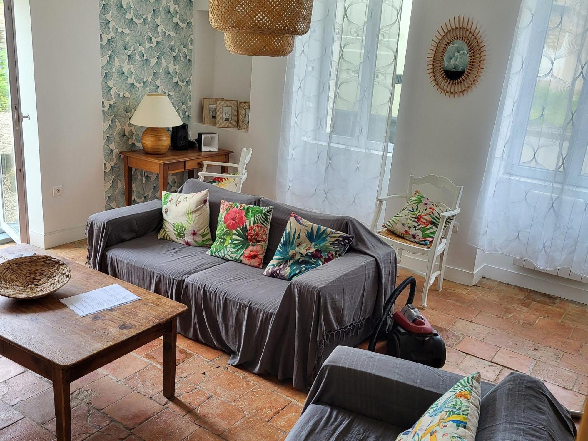 Gîte Mézières-sous-Lavardin, 4 pièces, 6 personnes - FR-1-410-333 Exterior foto